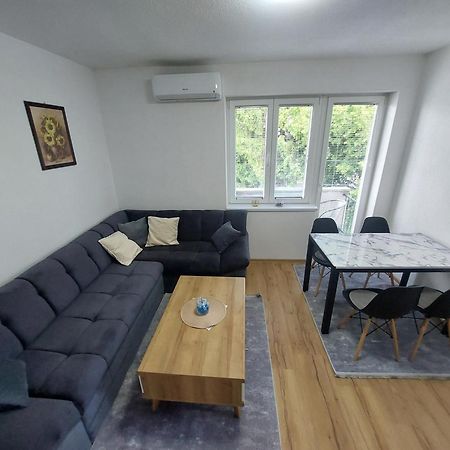 Apartman "Medeni" Біхач Екстер'єр фото