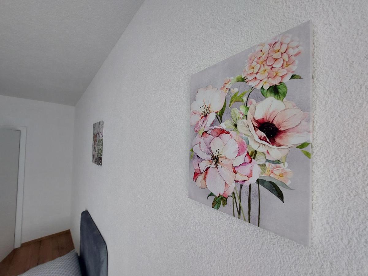 Apartman "Medeni" Біхач Екстер'єр фото