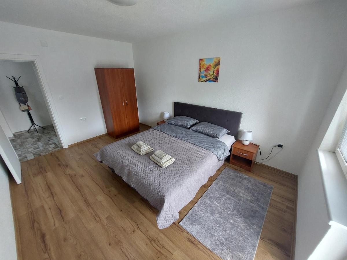 Apartman "Medeni" Біхач Екстер'єр фото