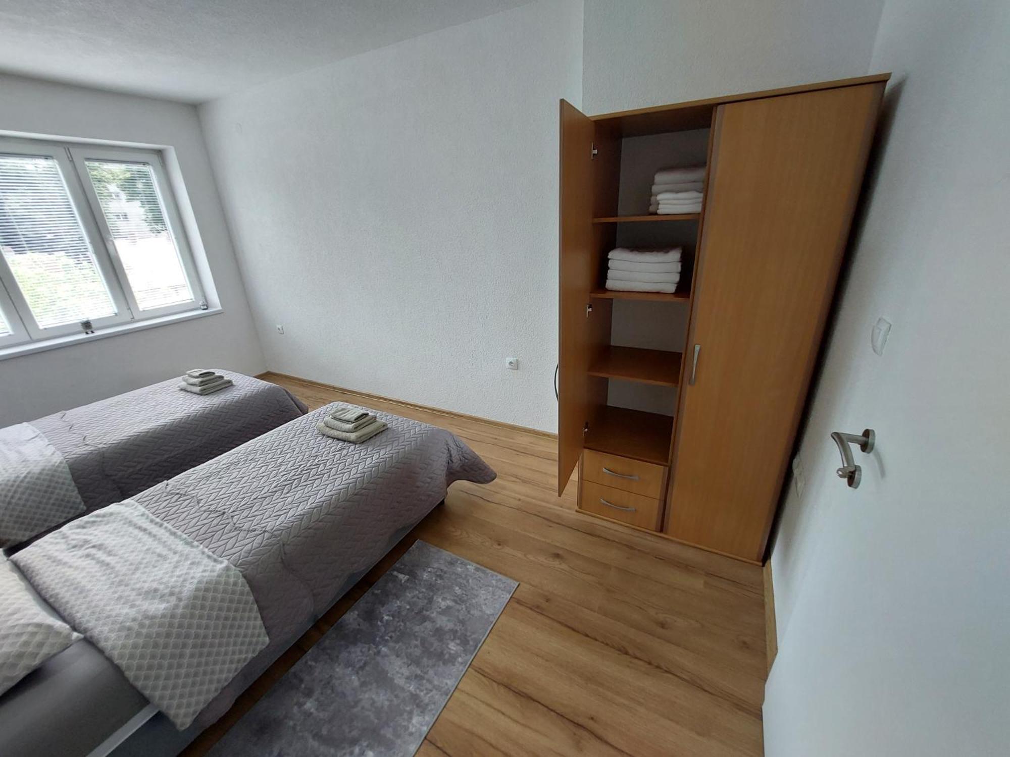 Apartman "Medeni" Біхач Екстер'єр фото