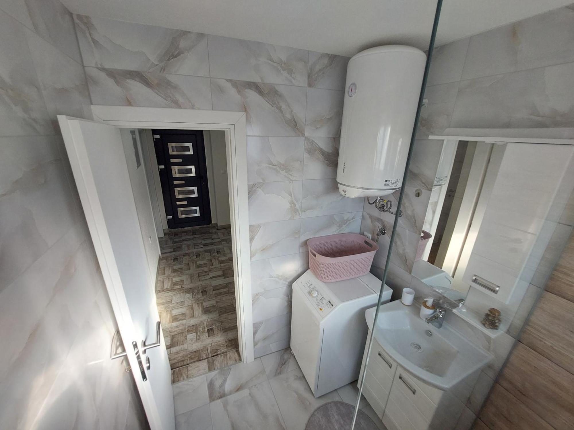 Apartman "Medeni" Біхач Екстер'єр фото