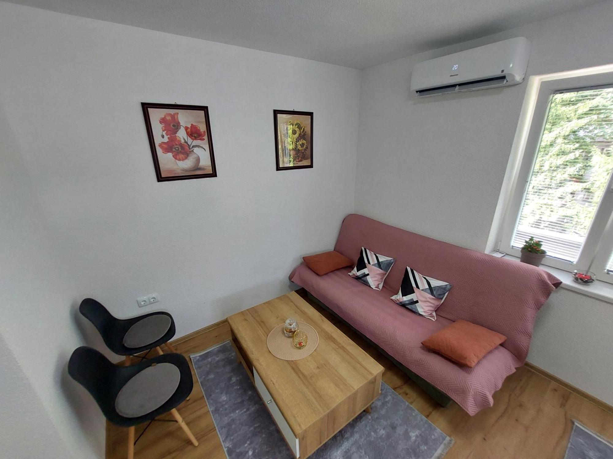 Apartman "Medeni" Біхач Екстер'єр фото